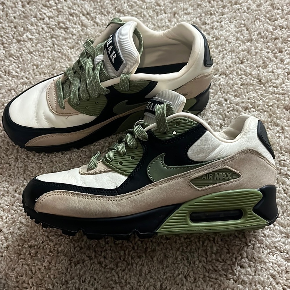 Air max 90 NRG “Lahar escape”